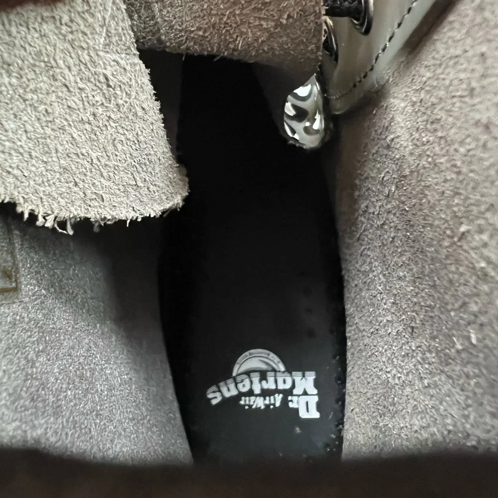 NWOB Dr. Martens 1460 WOMEN'S LEOPARD SMOOTH LEATHER LACE UP BOOTS US 7 EU 38 - Picture 12 of 14